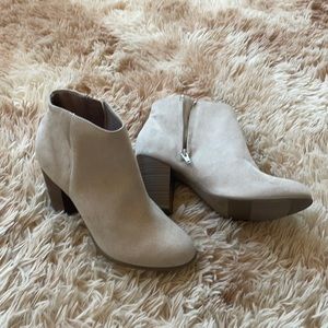 NWOT Old Navy Boots